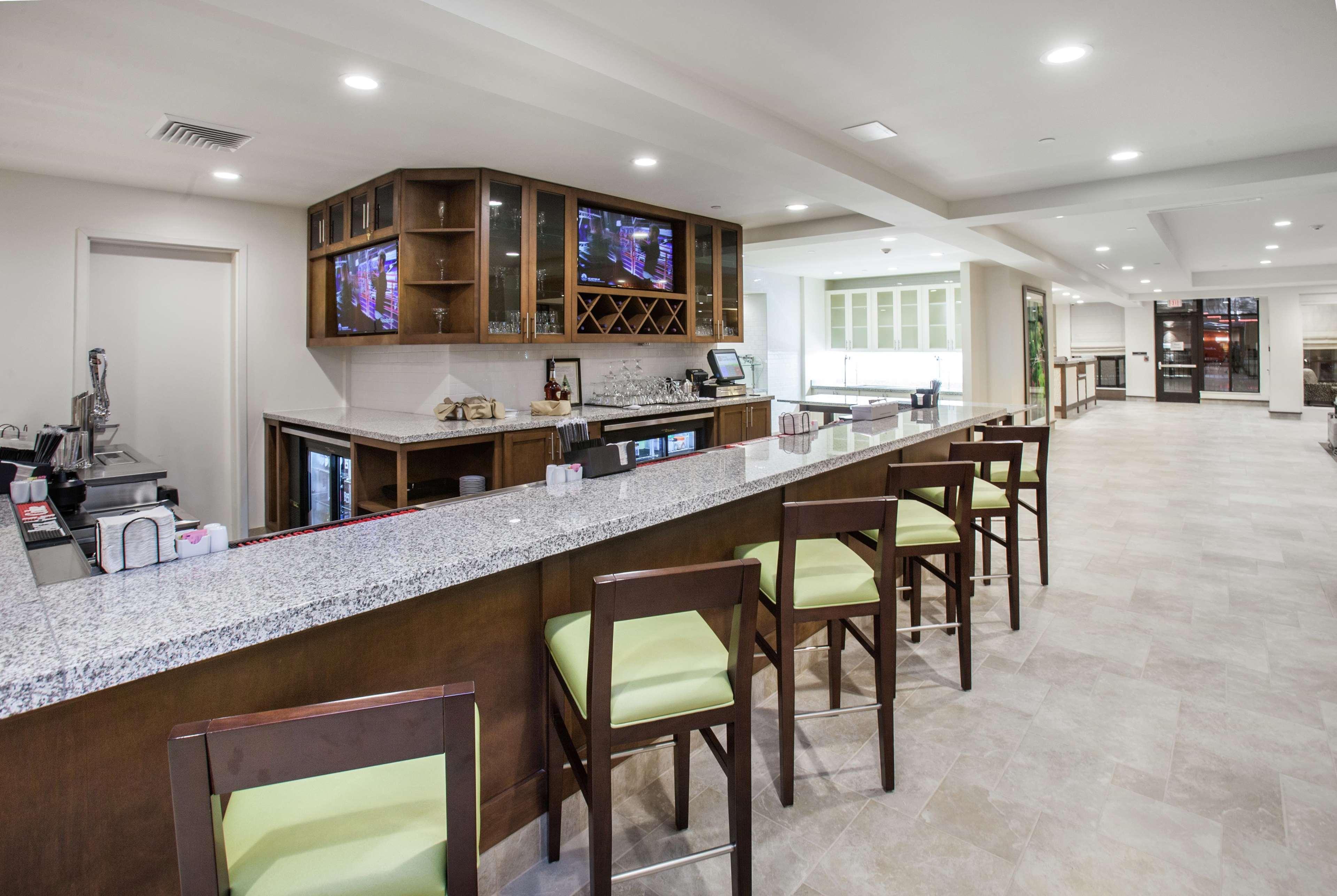 Hilton Garden Inn Jackson/פלואווד מראה חיצוני תמונה