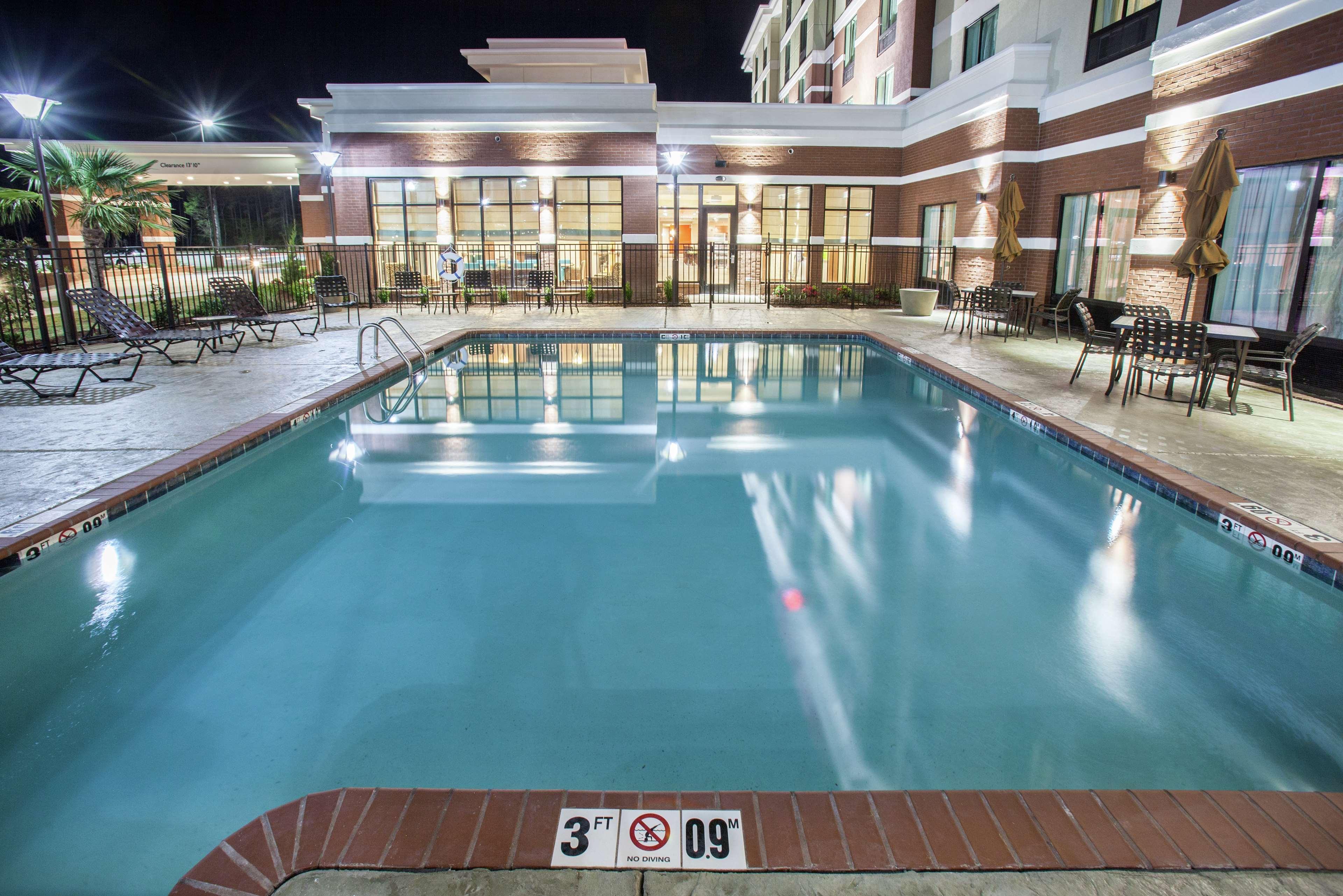 Hilton Garden Inn Jackson/פלואווד מראה חיצוני תמונה