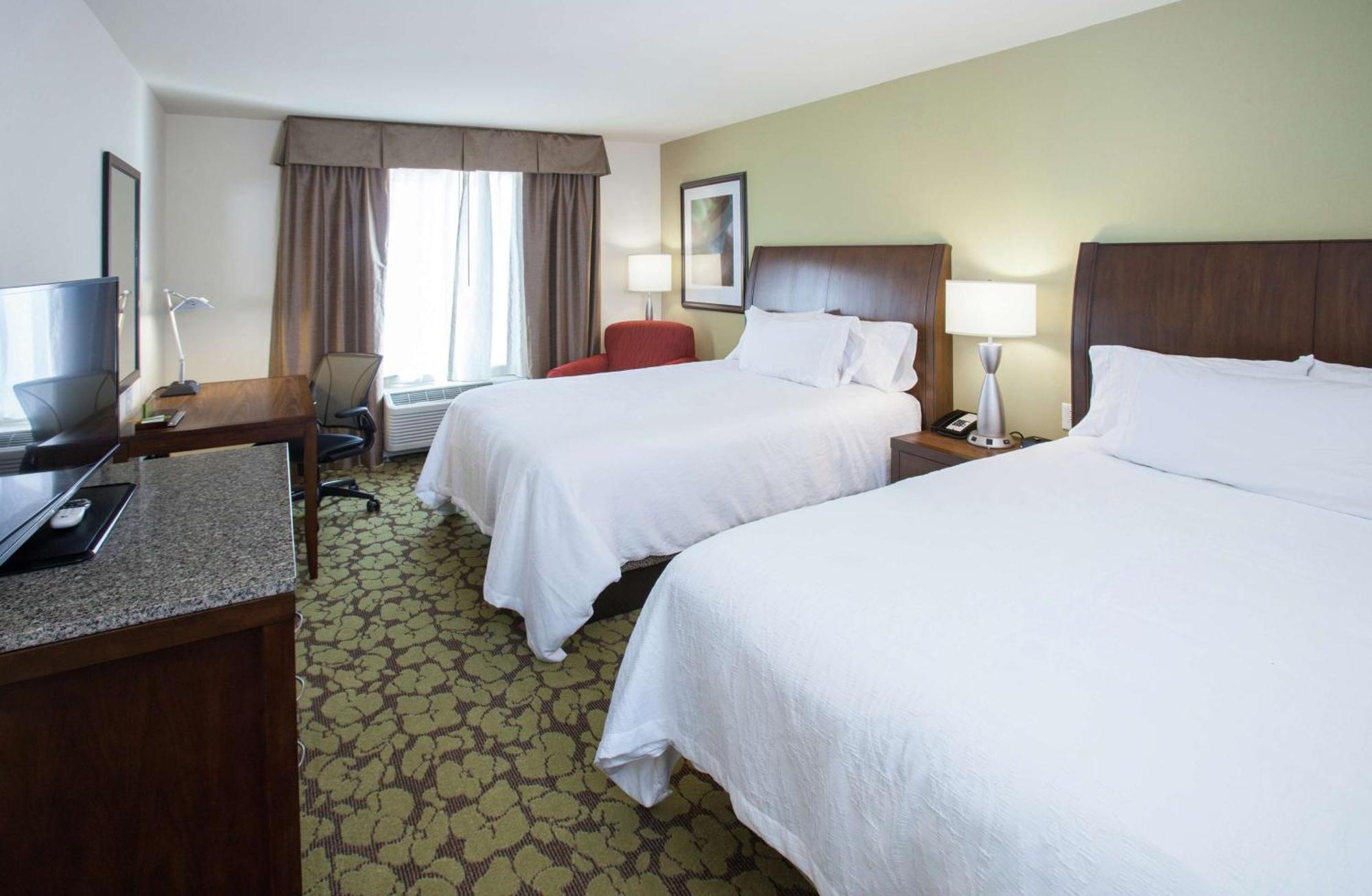 Hilton Garden Inn Jackson/פלואווד מראה חיצוני תמונה