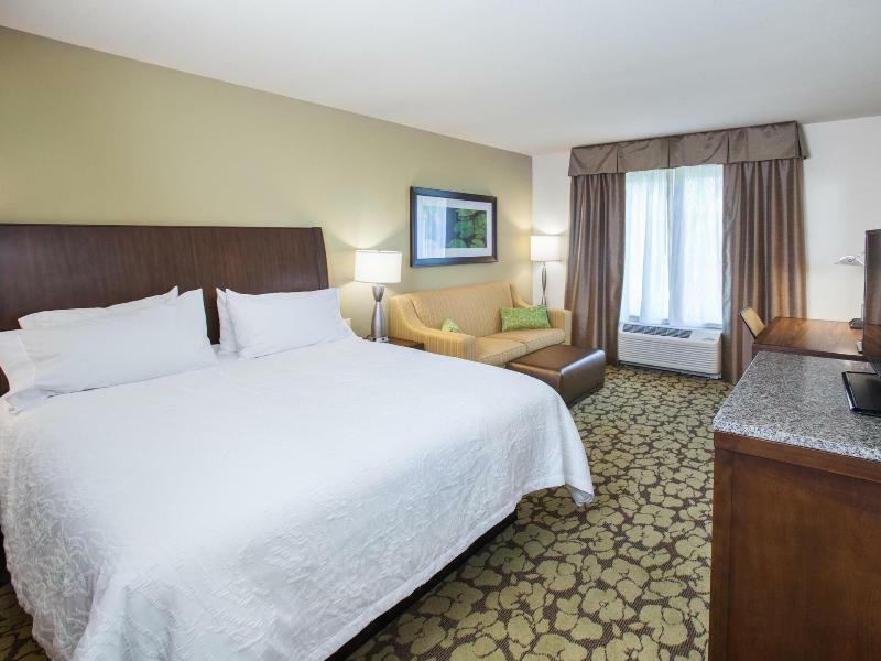 Hilton Garden Inn Jackson/פלואווד מראה חיצוני תמונה
